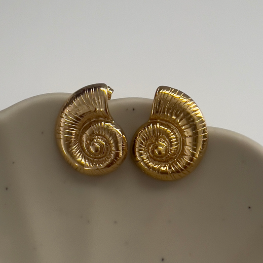 SEASHELL SERENITY STUDS